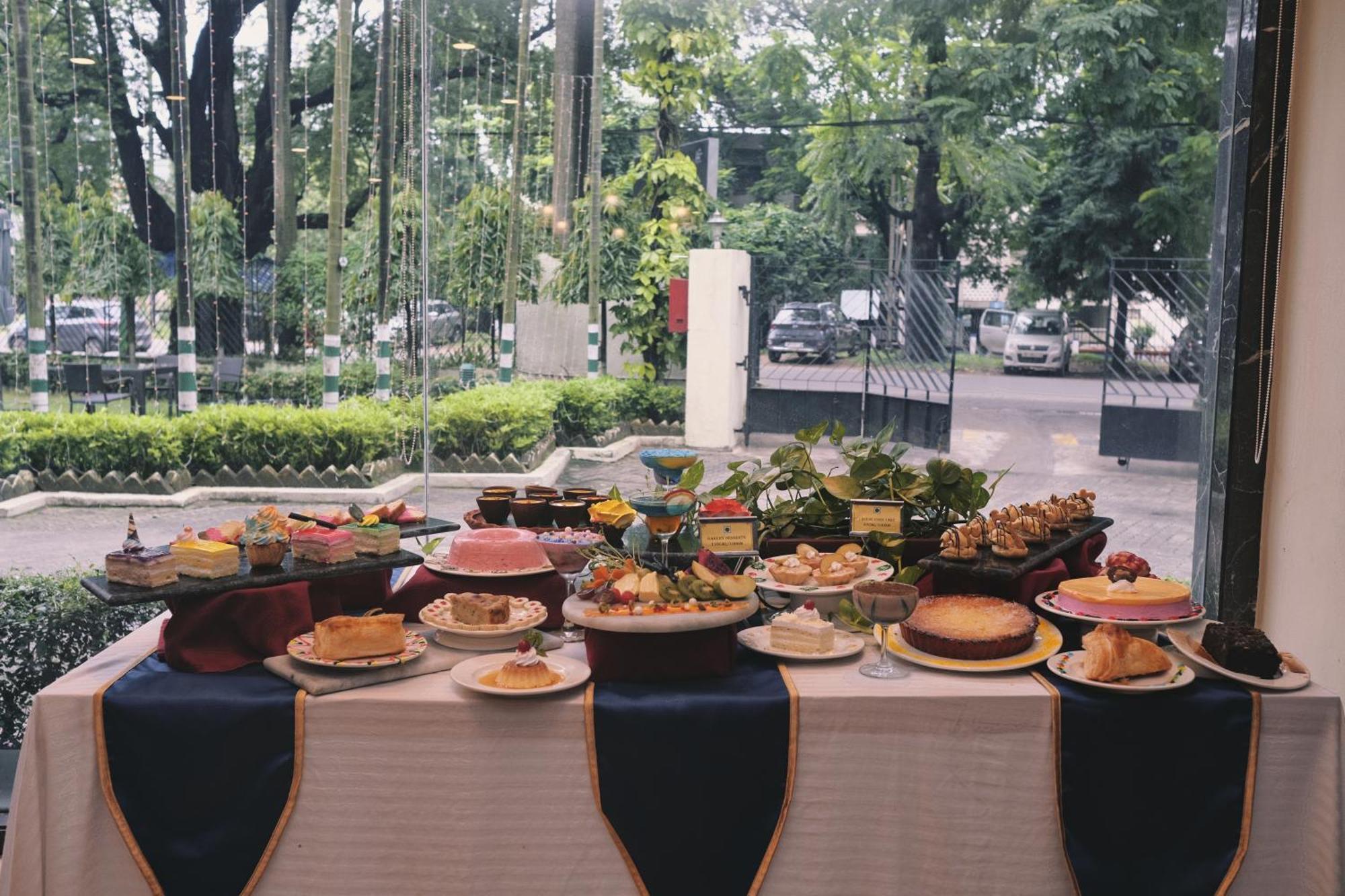 Peerless Hotel Durgapur エクステリア 写真