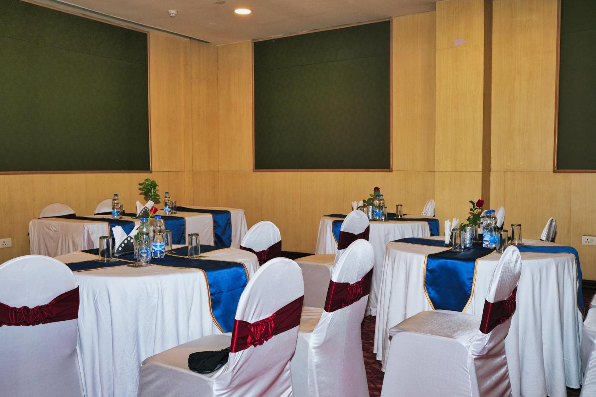 Peerless Hotel Durgapur エクステリア 写真